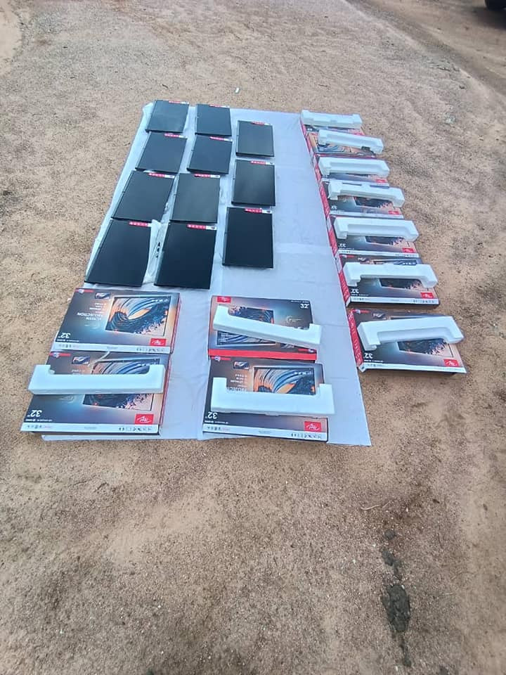 18-year-old burglary suspect steals 16 Plasma TV sets worth N1.2m from Kano shop, sold them for N350k and used money to lodge in hotel with girlfriend