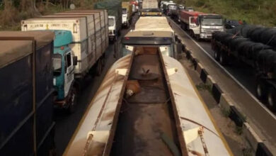 Tanker drivers block Zaria-Kano expressway